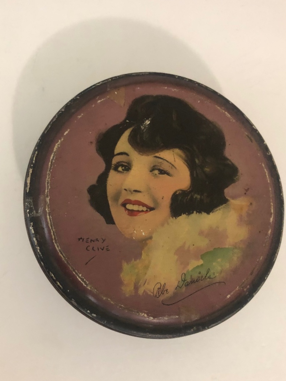 Vintage 1920s Bebe Daniels tin Henry Clive Beautebox Canco memorabilia